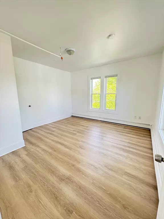 Lynn, MA 01902,135 Chestnut St #3