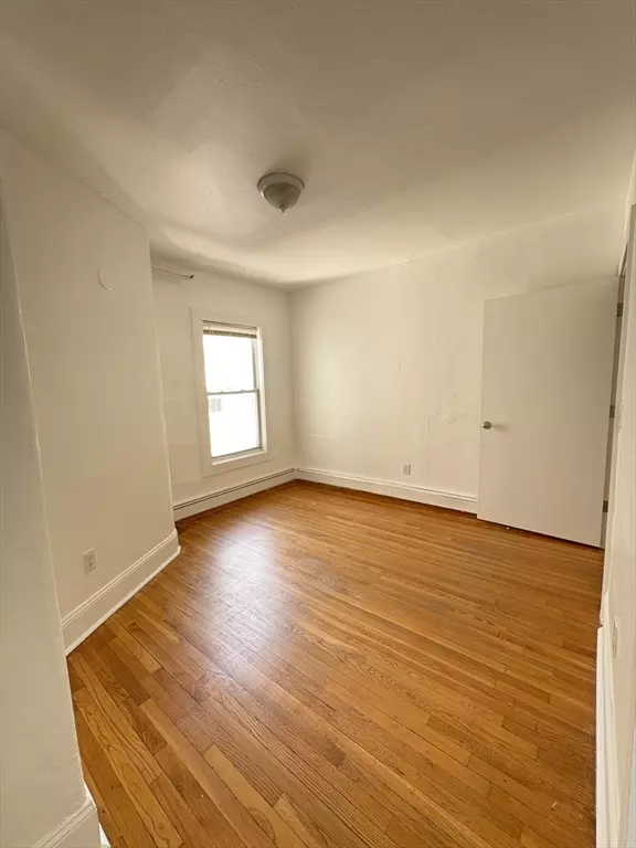 Lynn, MA 01902,135 Chestnut St #3