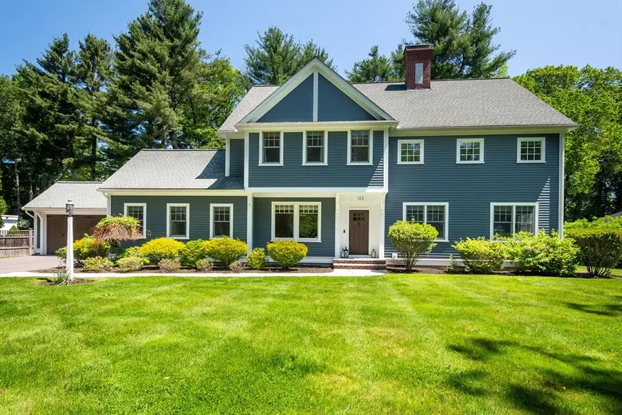 122 Crescent Rd, Concord, MA 01742