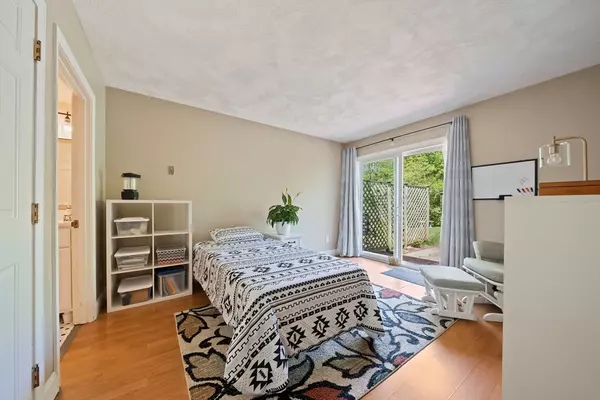 Easton, MA 02356,23 Rufus Jones Lane #23