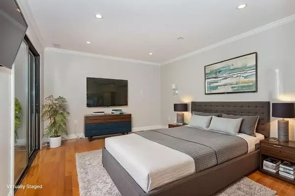 Stoughton, MA 02072,148 Greenbrook Dr #69-6