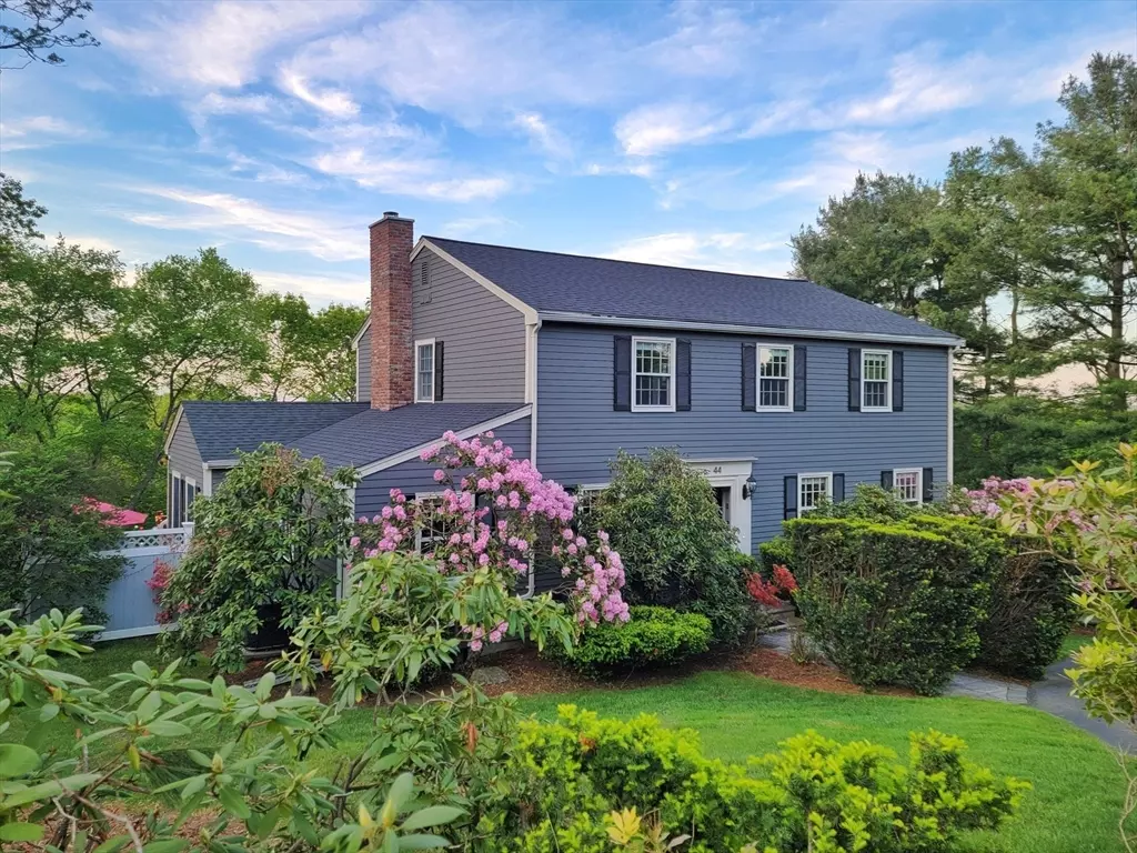 Winchester, MA 01890,44 Amberwood Drive