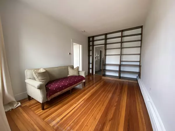 Boston, MA 02116,26 Montgomery St #4