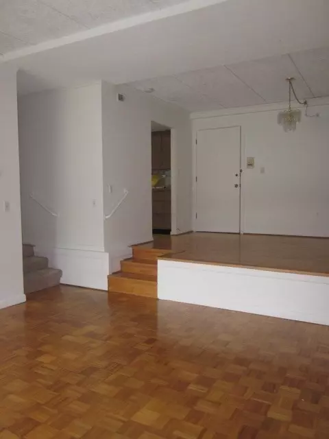 Boston, MA 02467,57 Broadlawn Park #24