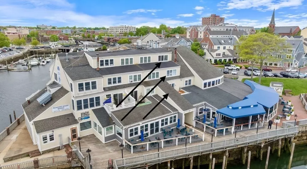90 Wharf St #L11, Salem, MA 01970