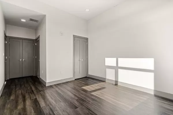 Somerville, MA 02145,400 Mystic Ave #404