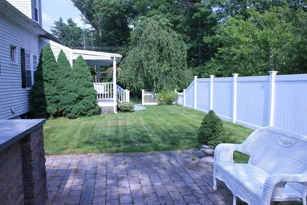 Norton, MA 02766,47-49 Dean St