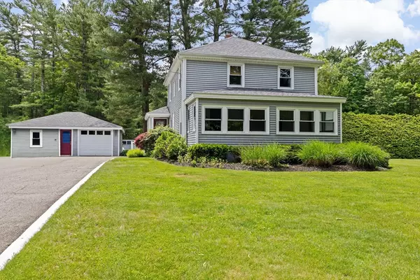 617 Plymouth St, Middleboro, MA 02346