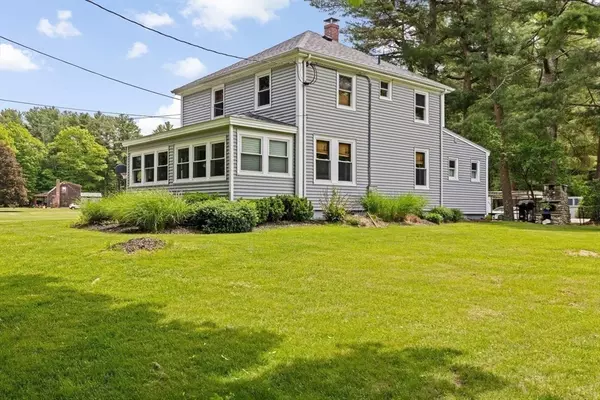 Middleboro, MA 02346,617 Plymouth St