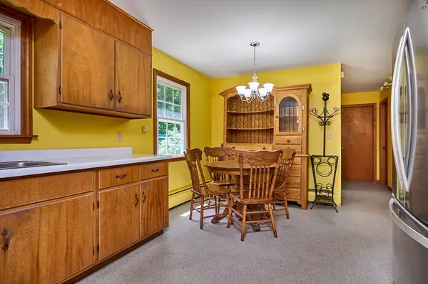 Amherst, MA 01002,275 Strong St