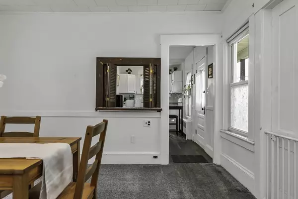 Townsend, MA 01469,5 Bow St