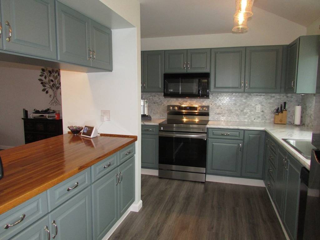 Attleboro, MA 02703,101 South Avenue #202