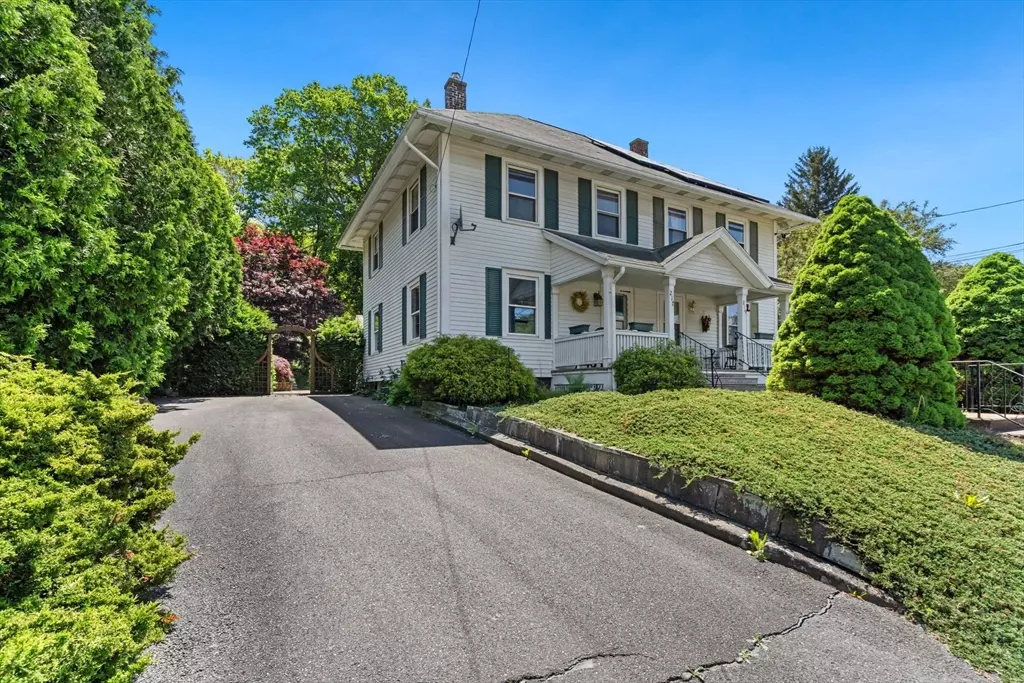 Hardwick, MA 01037,217 Main St #1