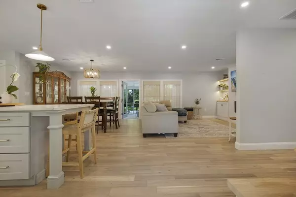 Hanover, MA 02339,258 Union St