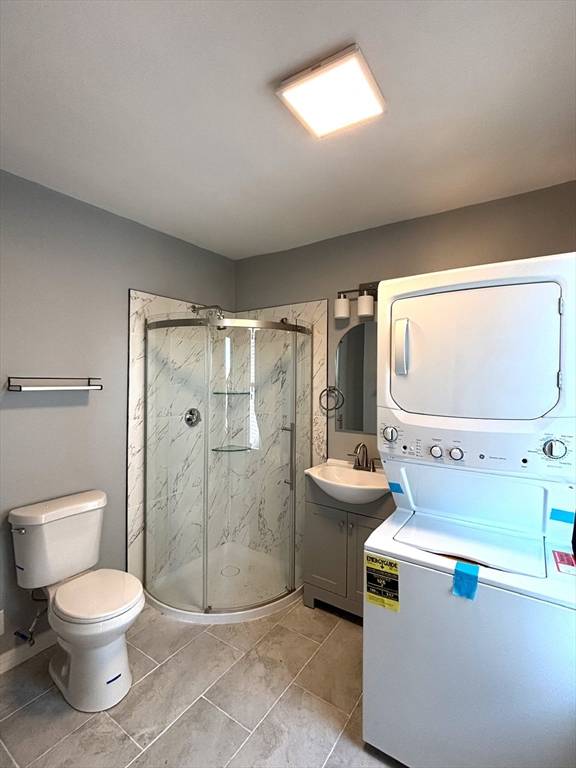 Worcester, MA 01605,8 Hooper Street #3