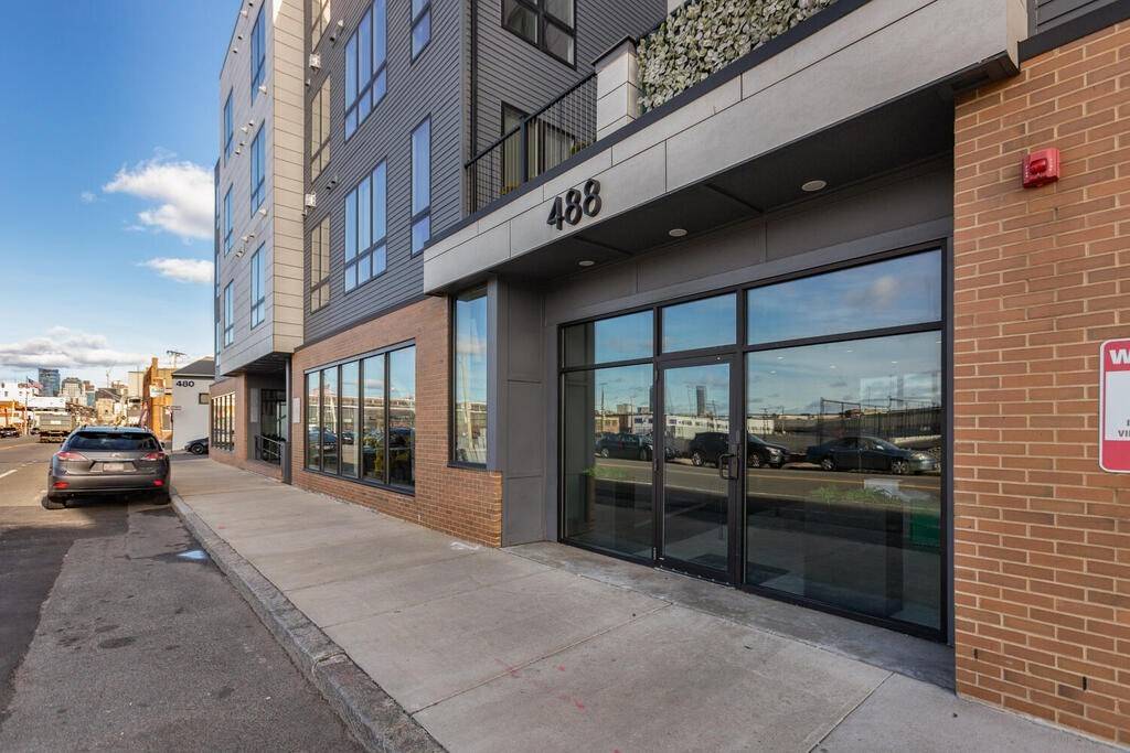 Boston, MA 02127,488 Dorchester Avenue #3G