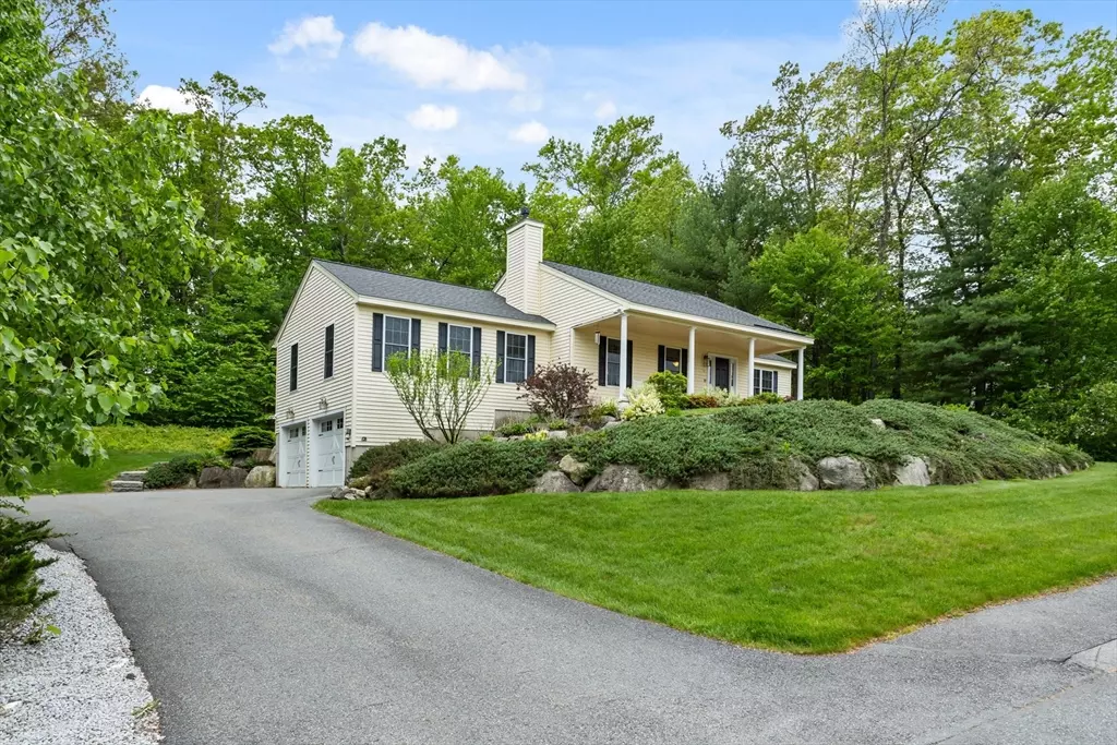 Ayer, MA 01432,71 Fox Run Drive