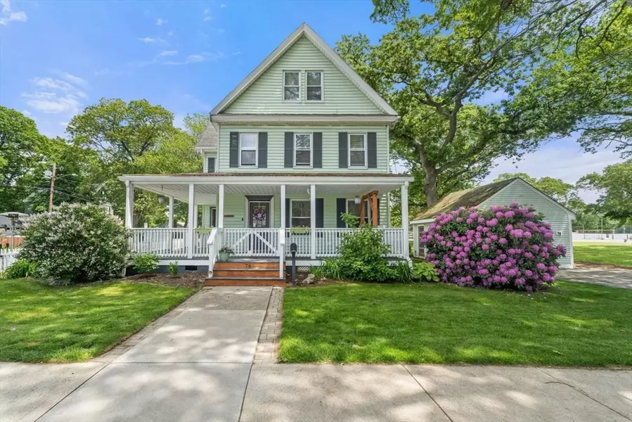 76 Central St, Woburn, MA 01801