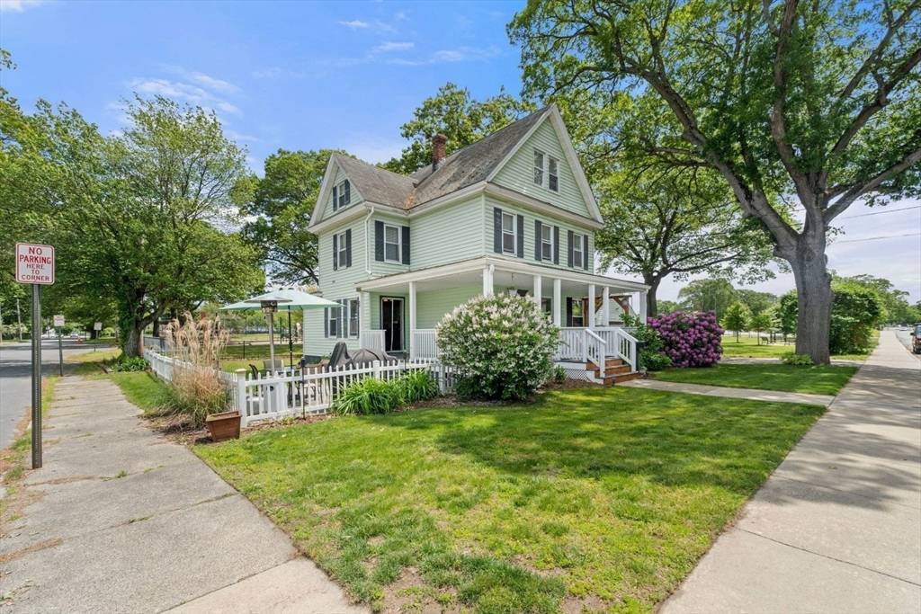 Woburn, MA 01801,76 Central St