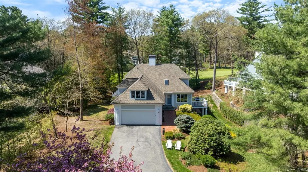 32 Southpoint Ln, Ipswich, MA 01938