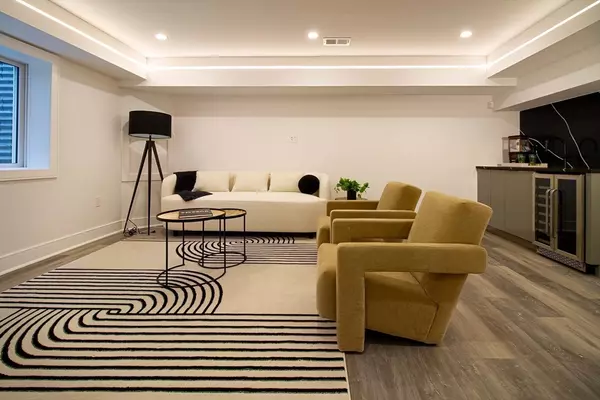 276-278 Nevada #278 Newton, MA 02460