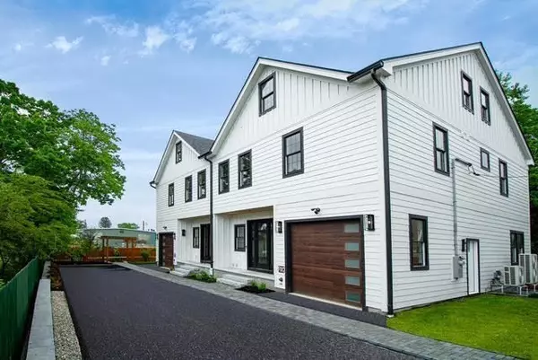 Newton, MA 02460,276-278 Nevada #278