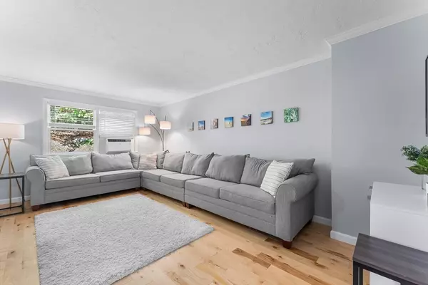 Northbridge, MA 01588,238 Heritage Dr #238
