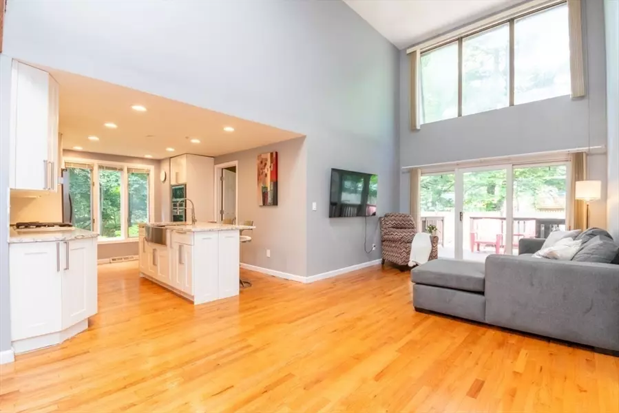 10 Grove Square #10, Randolph, MA 02368