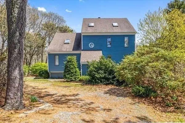 Falmouth, MA 02536,30 Norris Path