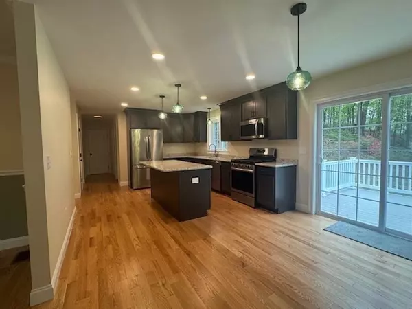 Lunenburg, MA 01462,70 Kilburn Street