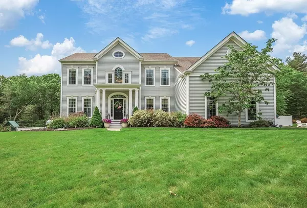 132 Hemmingway Pl, Wrentham, MA 02093