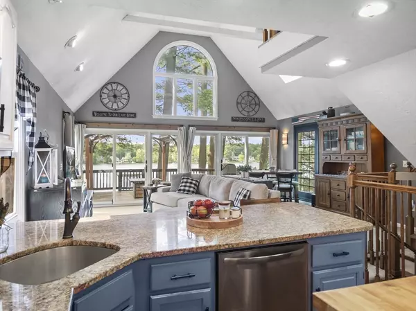 Westford, MA 01886,34 Lake Shore Dr S
