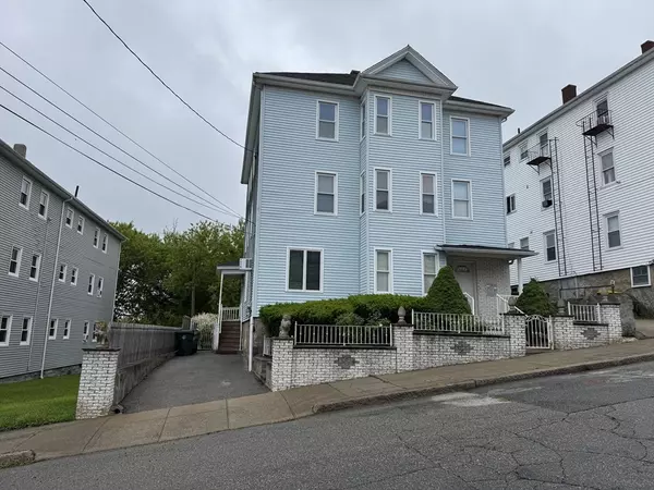 118 Last Street, Fall River, MA 02724