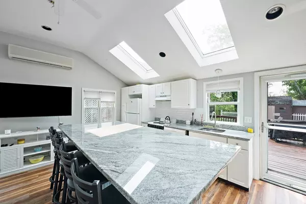 Marshfield, MA 02050,44 Macarthur Ln