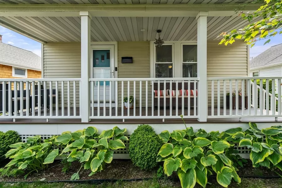16 Orlando Ave, Weymouth, MA 02191