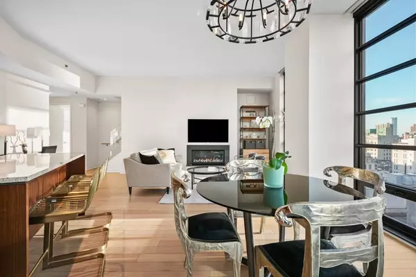 Boston, MA 02111,580 Washington St #PH3