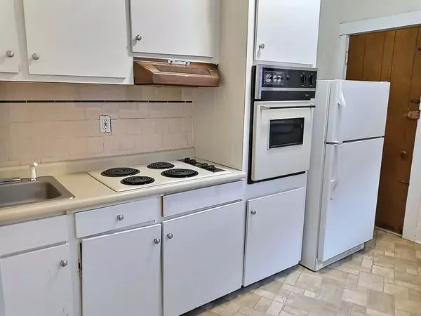 1390 Beacon #10, Brookline, MA 02446