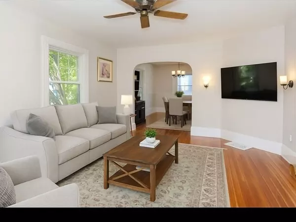 Swampscott, MA 01907,49 Blaney Street