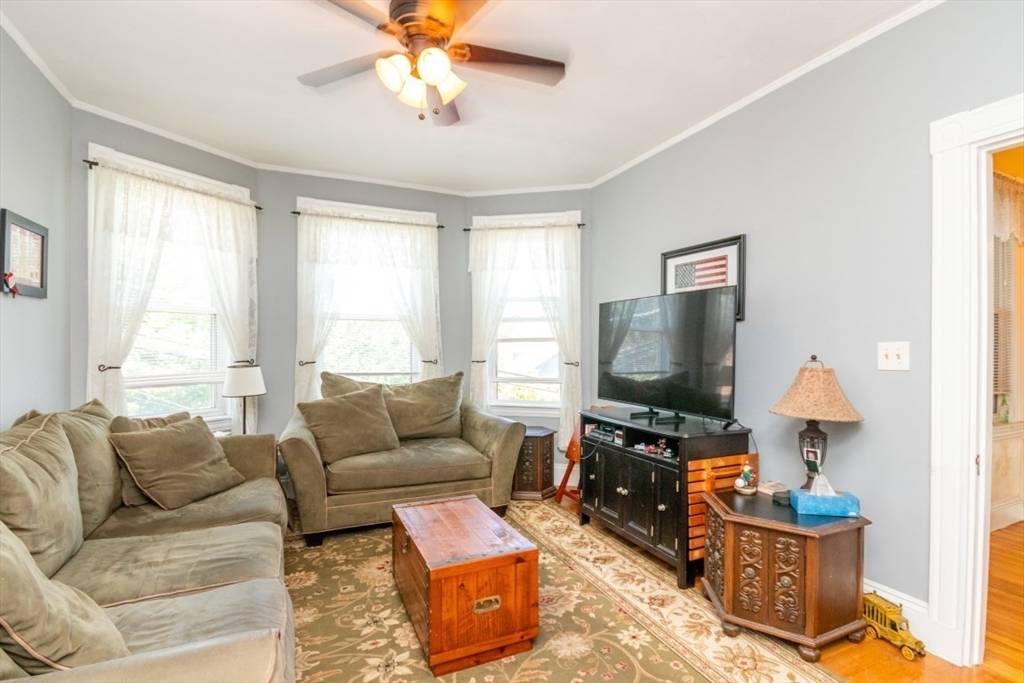 Boston, MA 02135,18 Dighton Street #18