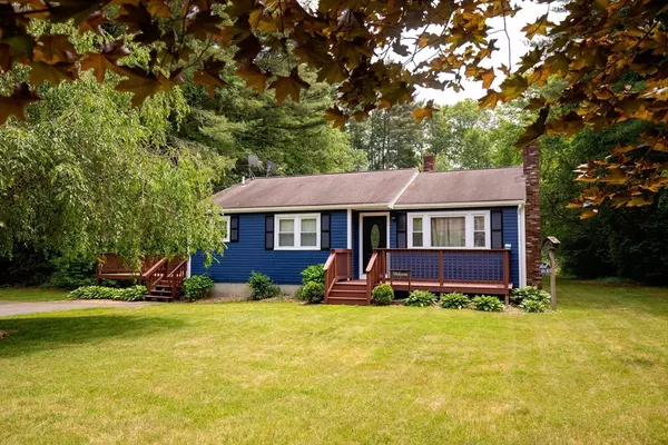100 Plymouth St, Halifax, MA 02338