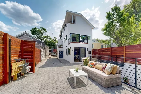 131 Charles Street #131, Cambridge, MA 02141
