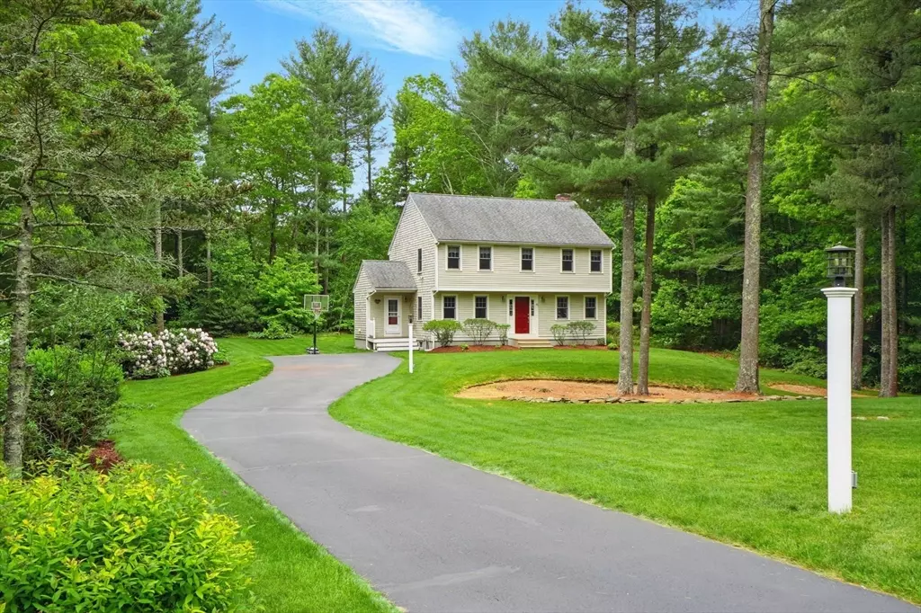 Kingston, MA 02364,41 Newcombs Mill Rd