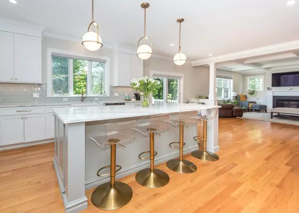 Waltham, MA 02452,17 Elinor Circle