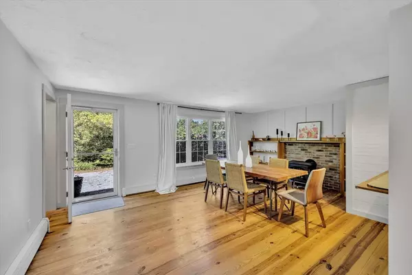 Chatham, MA 02659,274 Morton Rd