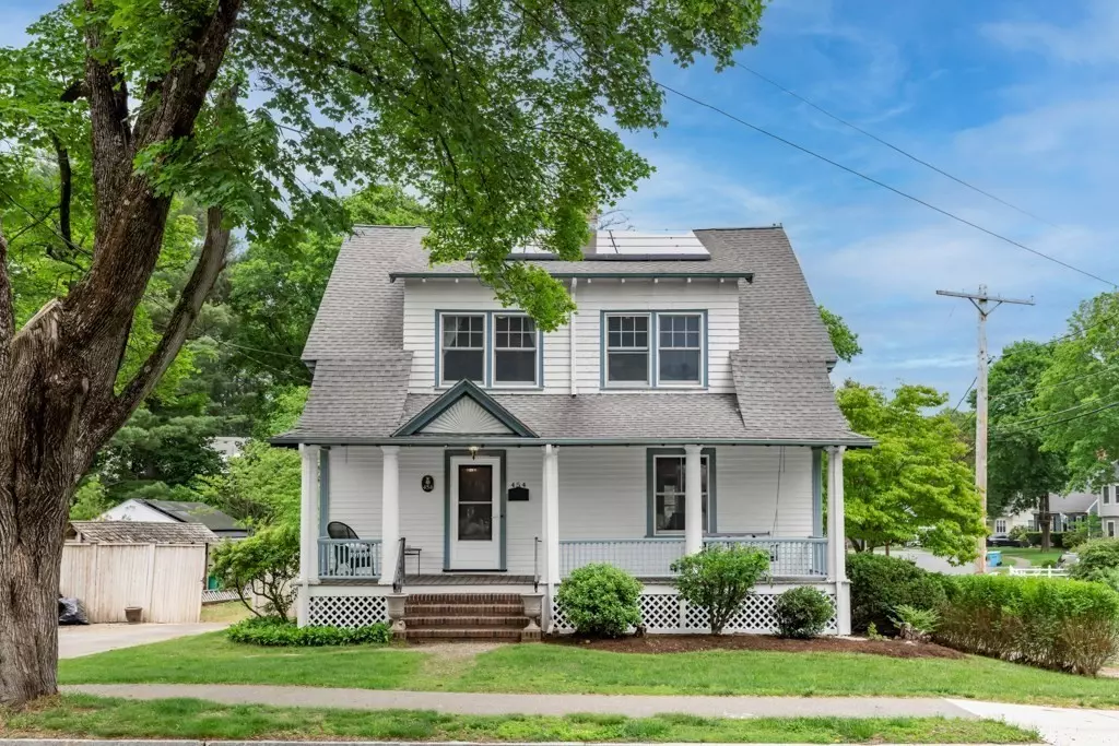 Needham, MA 02494,454 Webster St