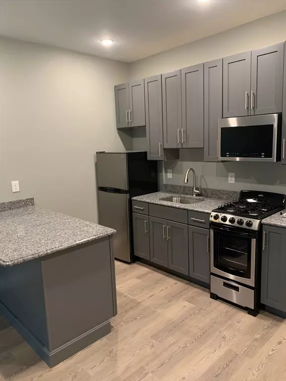 Revere, MA 02151,14 Yeamans St #1