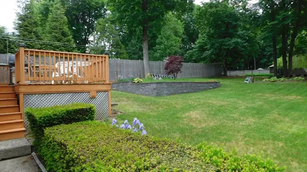 Dedham, MA 02026,414 Cedar St