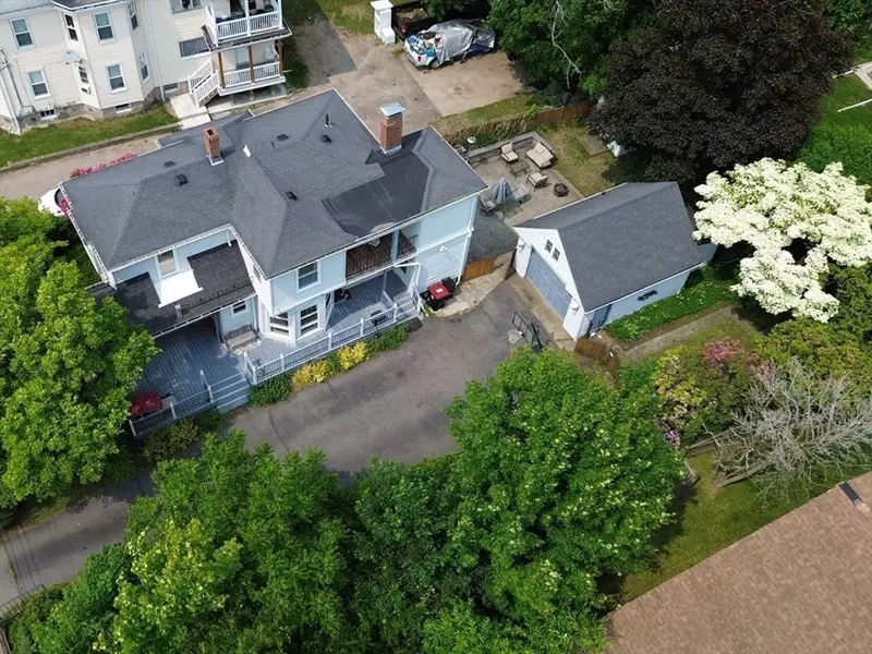 319 N Warren Ave, Brockton, MA 02301
