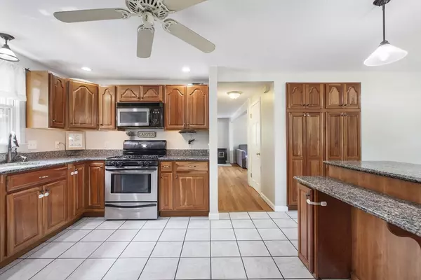 Carver, MA 02330,7 Cornish Street