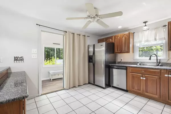 Carver, MA 02330,7 Cornish Street